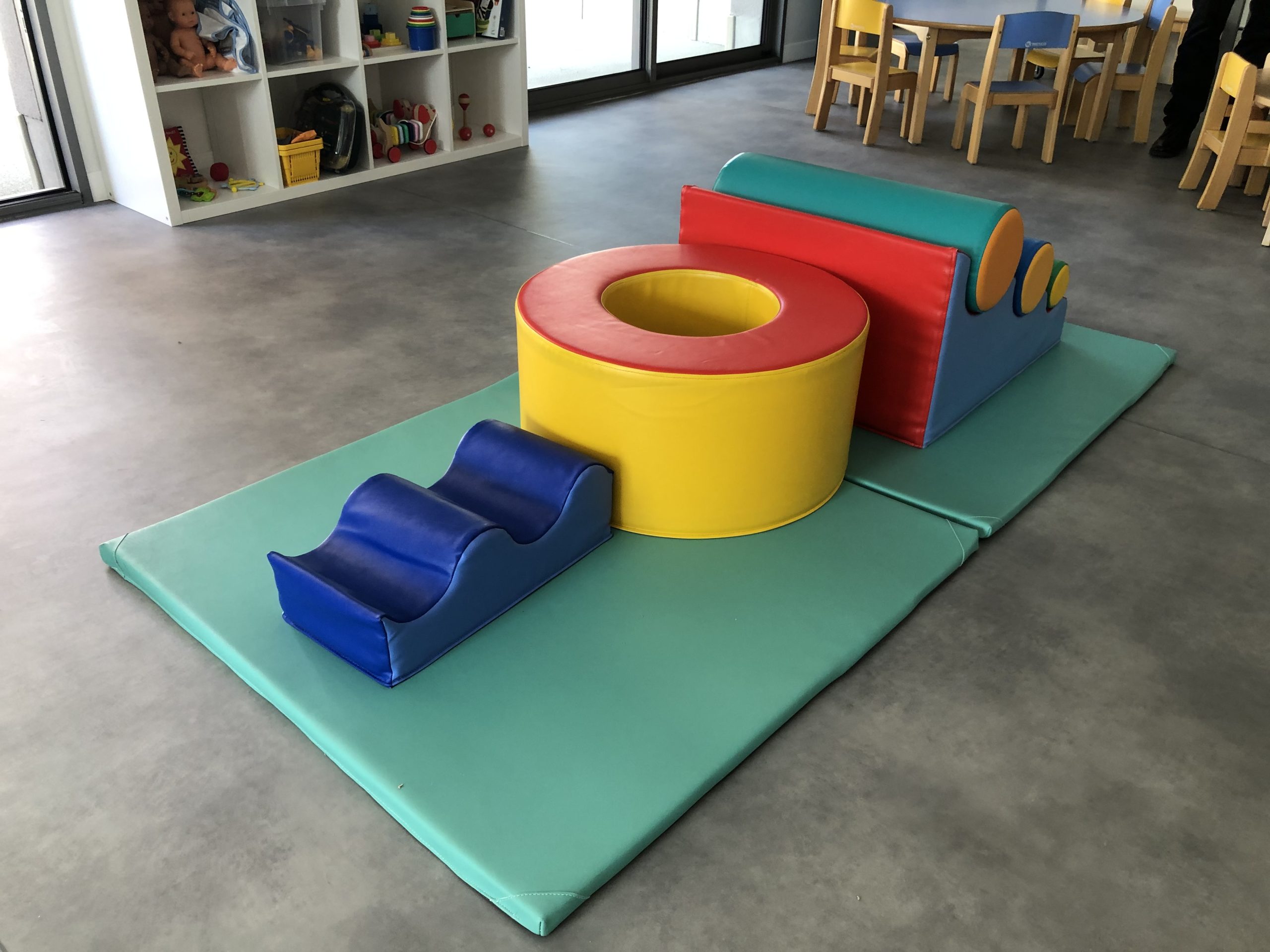 Parcours motricité dans la micro-crèche de Templeuve
