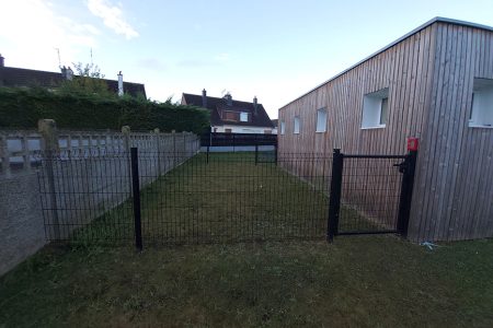 extérieur de la crèche à Achicourt