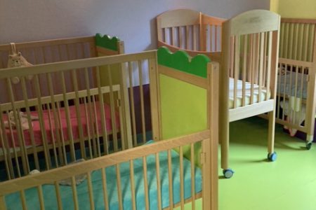 Dortoir dans la crèche à Arleux