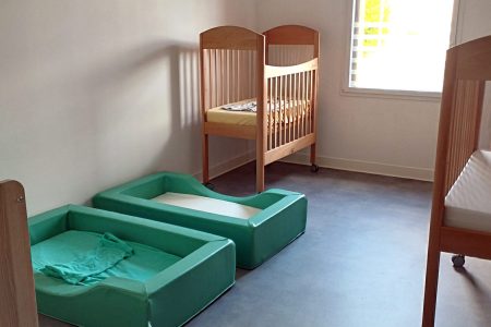 Chambre dans la micro-crèche de Bais