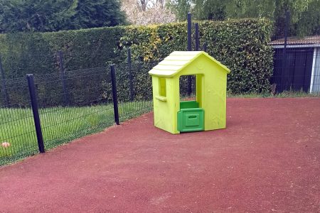 terrasse et jardin crèche Escaudoeuvres