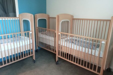 Dortoir dans la crèche à Marcq en Baroeul la petite Buissonnière