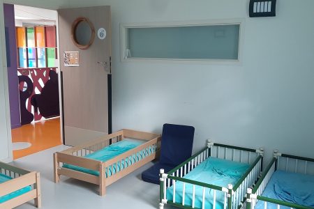 Dortoir dans la crèche à Roncq