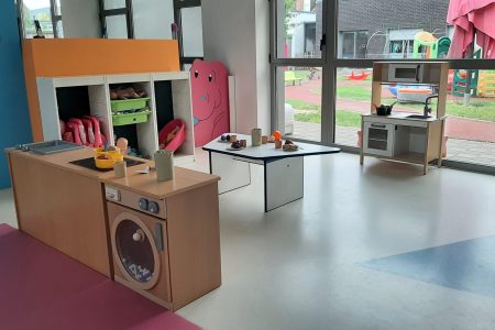 Jeux dans la crèche à Roncq