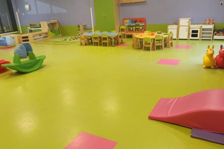 salle de vie crèche Escaudoeuvres