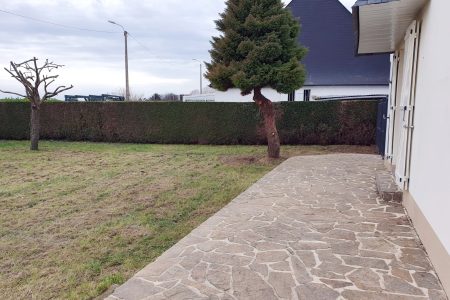 terrasse dans la crèche à Vézin le Coquet