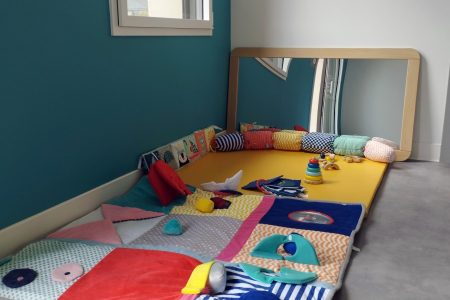 Tapis à la micro-crèche de Bais, Rigolo Comme La Vie