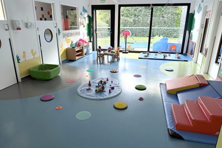 Rigolo Comme La Vie : intérieur de la crèche à Loos